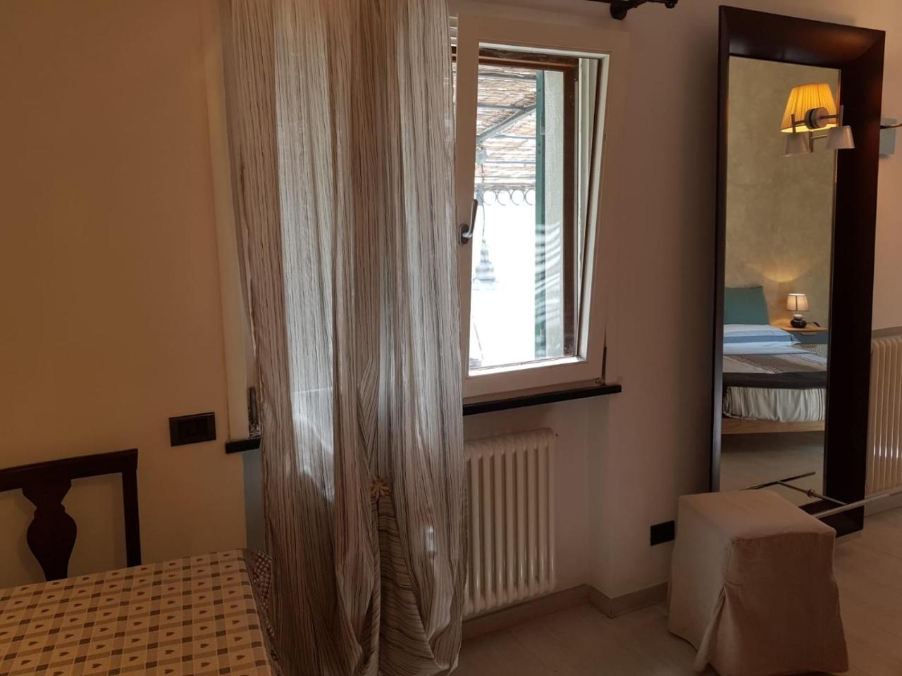 Bellissima Camera Carolina23 Bed & Breakfast Levanto Bagian luar foto